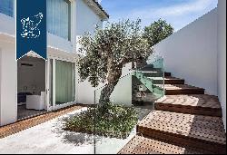 Modern and elegant luxury villa for sale in Sardinia