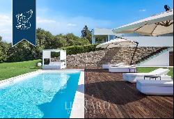 Modern and elegant luxury villa for sale in Sardinia