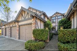 Lovely Lafayette Townhouse