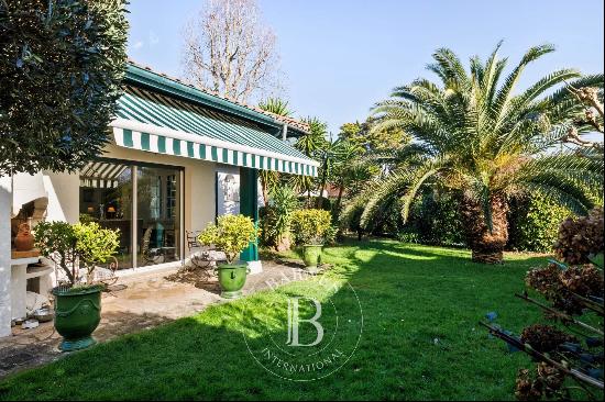 ANGLET, 145 SQM HOUSE WITH GARDEN OF 1200 SQM