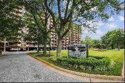 1300 Army Navy Drive,Arlington, VA, 22202