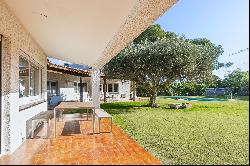 Magnificent house in one of the best plots in Terramar, Sitges.