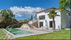 Sole Agent in Mougins: Stunning Renovated Villa in a Peaceful Setting