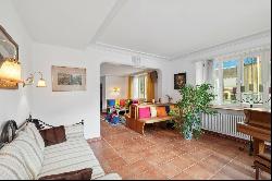 Magnificent three-storey house in the heart of Tavannes