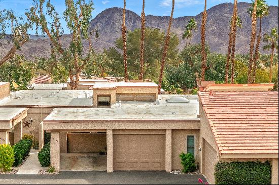 South Palm Desert Condo with Mountain Views