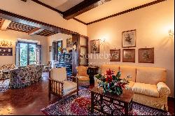 Elegant historic Villa overlooking the Certosa of Calci