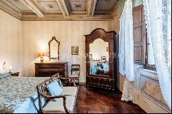 Elegant historic Villa overlooking the Certosa of Calci