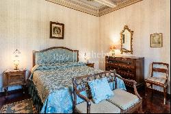 Elegant historic Villa overlooking the Certosa of Calci