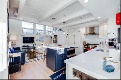 Exquisite Renovated Townhouse in the Heart of Provincetown