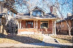 This Stylish Wash Park Bungalow is a Craftsman's Dream!