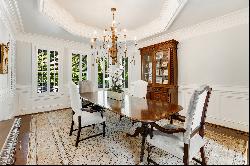 Stunning Gated Estate in Chastain Park