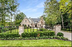 Stunning Gated Estate in Chastain Park