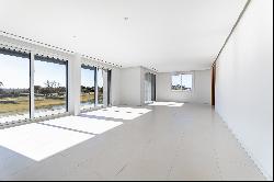 For rent new penthouse of 350 m² located in the best urbanization of Pozuelo.