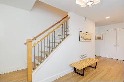 Southampton Village Newly Listed Renovated Condo