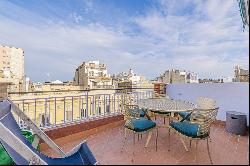 Brand new renovated luxury penthouse with parking in pedestrian street