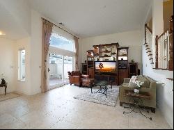 110 South Prospect Avenue Unit 1, Redondo Beach, CA 90277