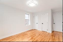 "RENOVATED ONE BEDROOM CONDO IN WELL LOCATED REGO PARK BUILDING"