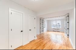 "RENOVATED ONE BEDROOM CONDO IN WELL LOCATED REGO PARK BUILDING"