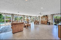 636 Hibiscus Dr,Hallandale Beach, FL, 33009