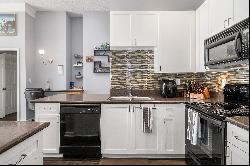 Stunning Ground Floor Unit in the Vibrant Atlantic Station Community