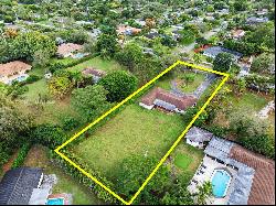 8251 SW 136th St, Pinecrest FL 33156