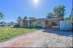 5700 NW 111th Ter, Hialeah FL 33012