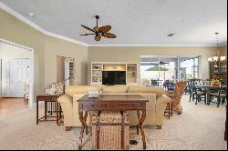 447 Pinewood Lake Dr, Venice, FL 34285