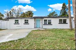 4234 Des Moines Street Ne, ST PETERSBURG, FL, 33703