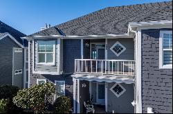 5944 SW CUPOLA DR South Beach, OR 97366