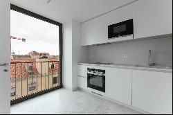 Flat, 4 bedrooms, for Sale