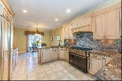 66 Wedgewood Drive, Montville, NJ 07045