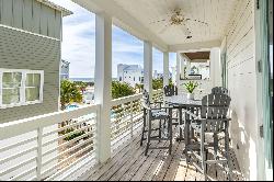 Gulf-View Beach Home With Balconies Close To Pool And Beach