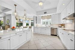 583 Avellino Isles Cir