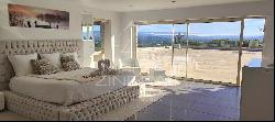 Luberon - Magnificent modern property with exceptional views