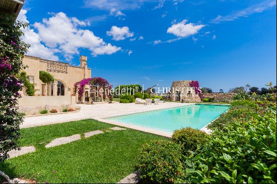 LUXURIOUS MASSERIA WITH EXCEPTIONAL CHARM IN SALENTO