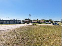 2921 SE 15th Place, Cape Coral FL 33904