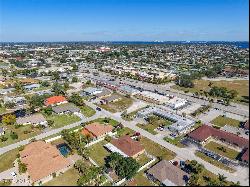 2921 SE 15th Place, Cape Coral FL 33904