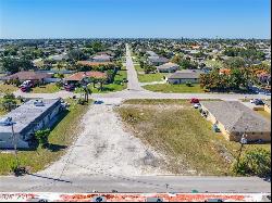 2921 SE 15th Place, Cape Coral FL 33904