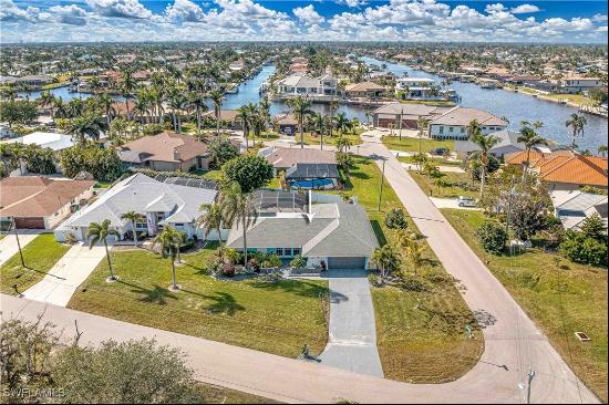 3612 SE 21st Place, Cape Coral FL 33904