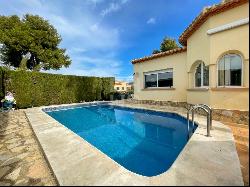 Versatile Villa for Sale in Pinomar, Javea – Ideal for Families , Jávea 03730