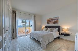 Exquisite beachfront apartment in Río Real Playa, East Marbella, Marbella 29603