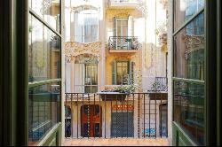 EXCLUSIVE FLAT WITH TERRACE IN THE HISTORIC CENTRE OF BARCELONA, Barcelona 08002