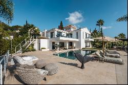 Fully renovated villa with panoramic views in El Rosario, East M, Marbella 29604