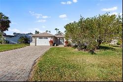 3854 Sabal Springs Blvd, North Fort Myers FL 33917