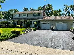 36 Winchester Drive, Toms River NJ 08753