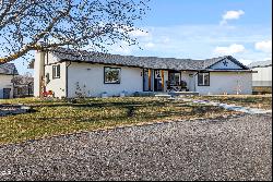 402 S Pear Ave, Yakima WA 98908