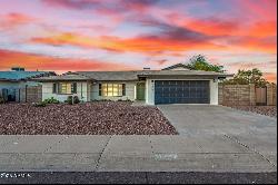 8638 E Whitton Avenue, Scottsdale AZ 85251