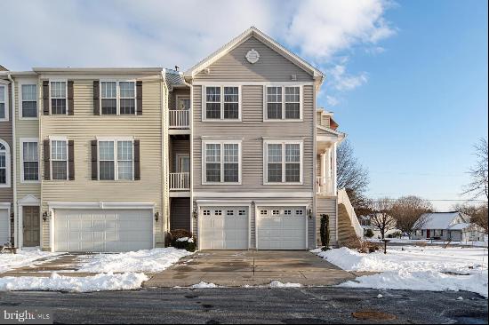 504 Brook Meadow Drive, Mechanicsburg PA 17050