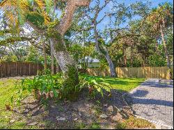 3825 Mockingbird Drive, Vero Beach FL 32963