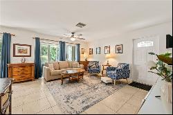 30 Kings Rd Unit A-39, Naples FL 34112